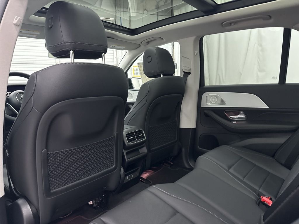 Certified Used 2026 White Mercedes-Benz GLE 350 image 19