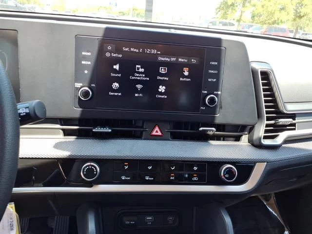 Used 2024 Fusion Black Kia LX image 15