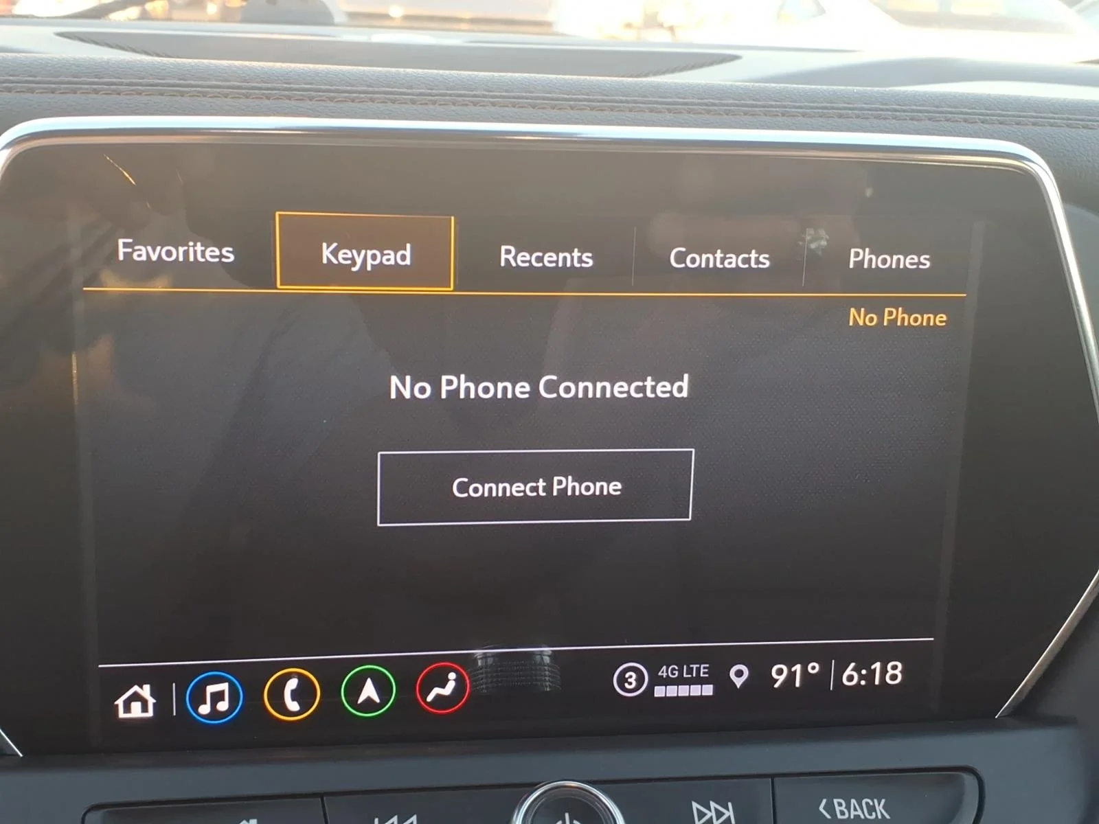 Used 2021 Iridescent Pearl Tricoat Chevrolet Premier image 6