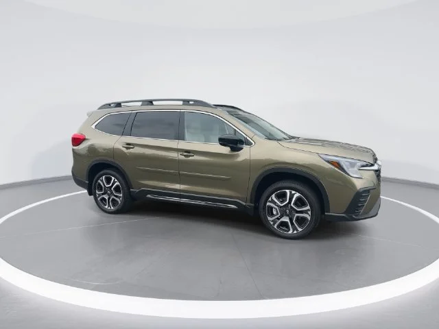 New 2026 AUTUMN GREEN METALLIC Subaru Limited 7-Passenger image 9