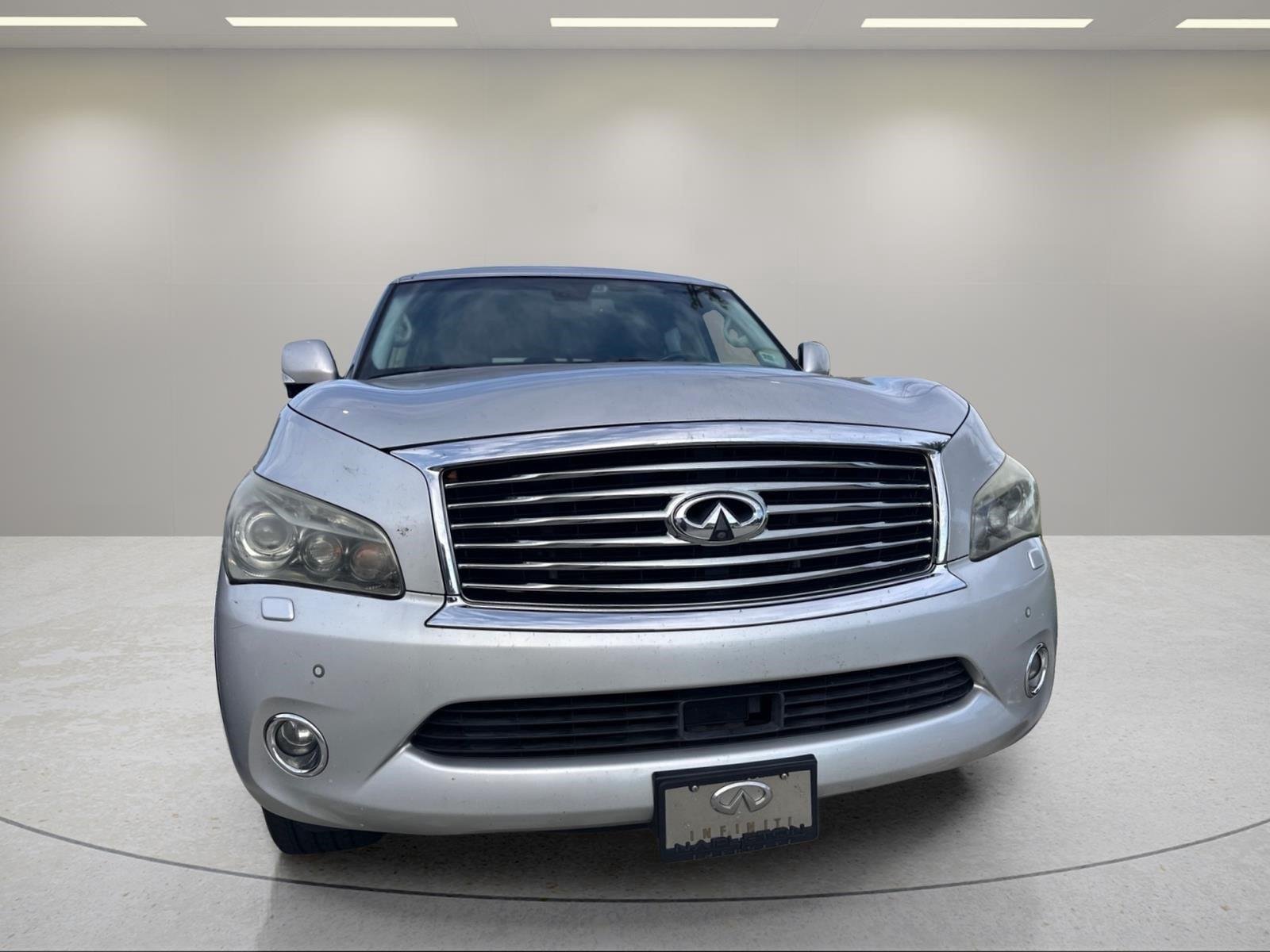 Used 2011 Liquid Platinum INFINITI 8-passenger image 11