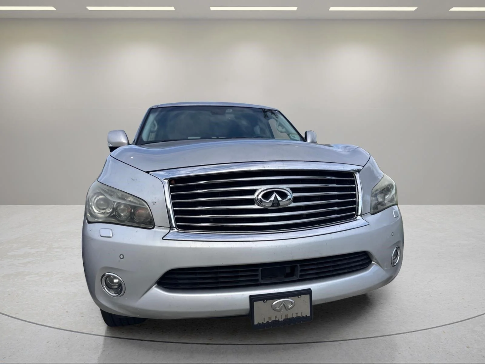 Used 2011 Liquid Platinum INFINITI 8-passenger image 11