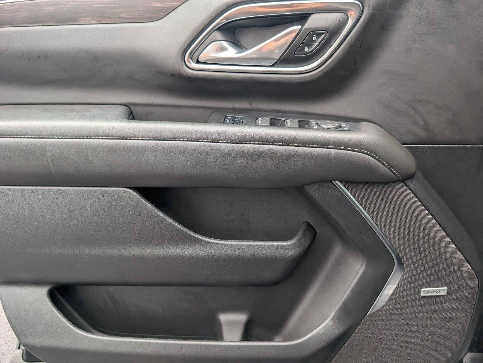 Used 2024 Black Chevrolet Z71 image 18