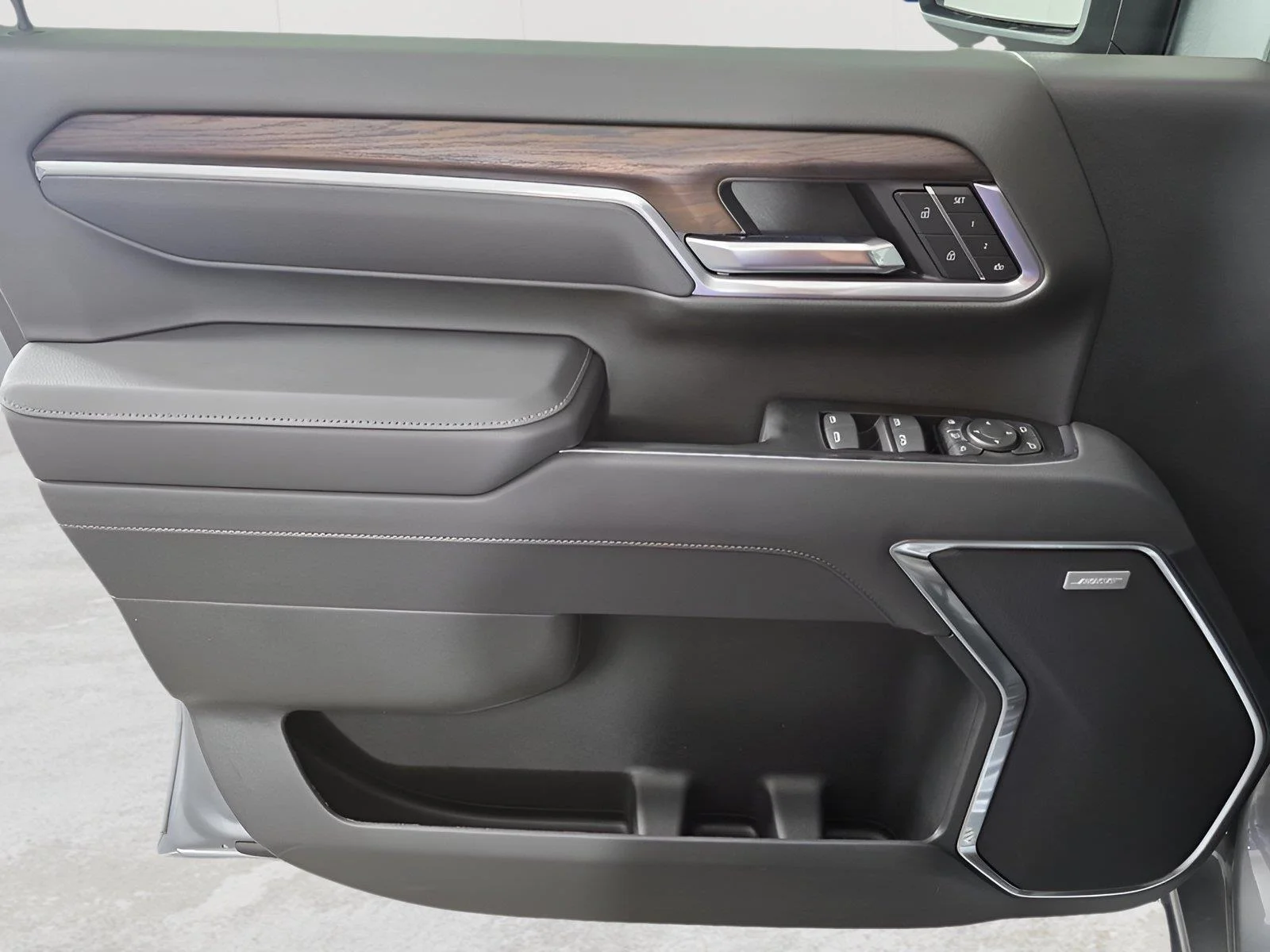 2026 GMC Sierra 2500HD SLT - Photo 15