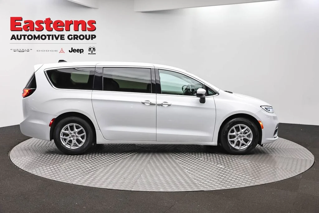 Certified Used 2023 White Chrysler Touring L image 4