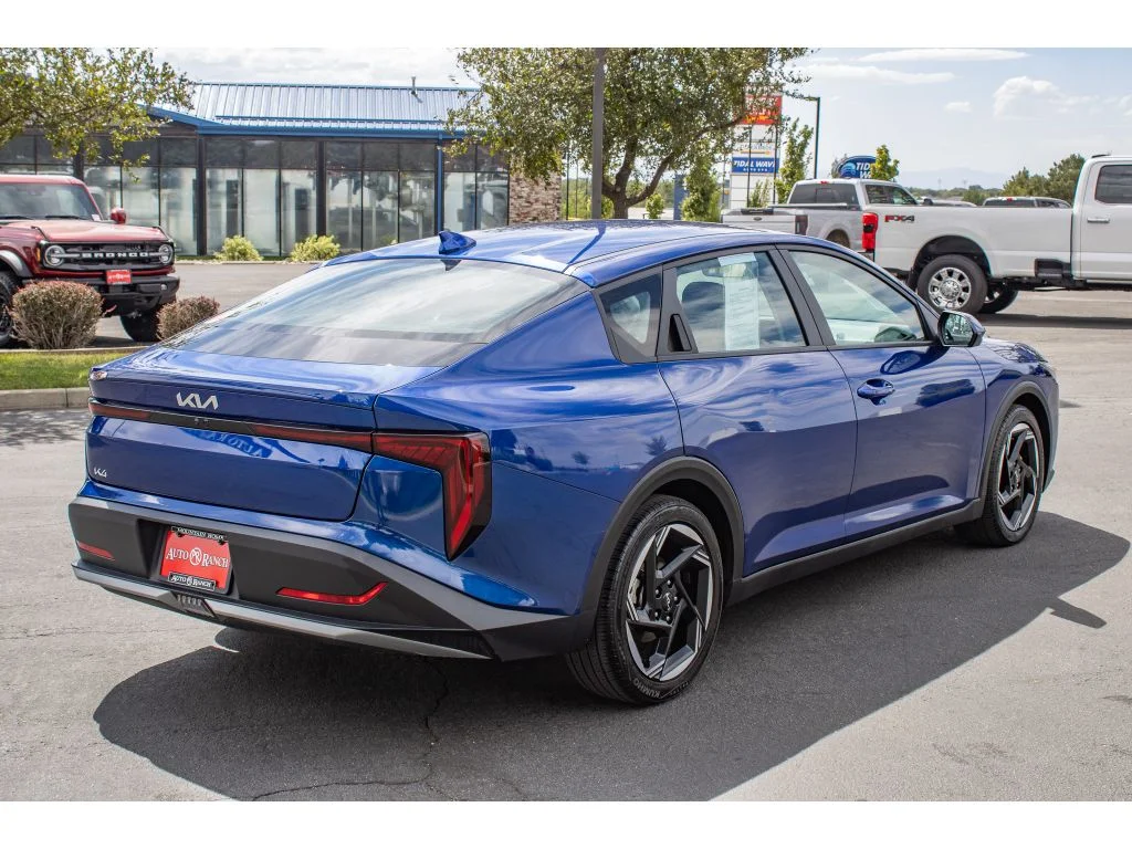 Used 2025 Deep Sea Blue Kia EX image 8