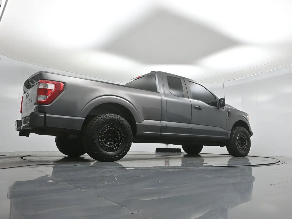 Used 2021 Gray Ford XL image 42