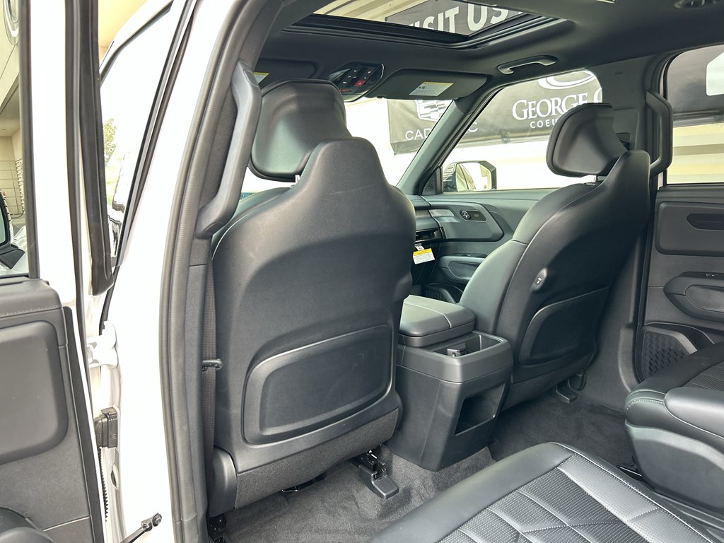 New 2027 Glacial White Pearl Kia X-Line EX image 13