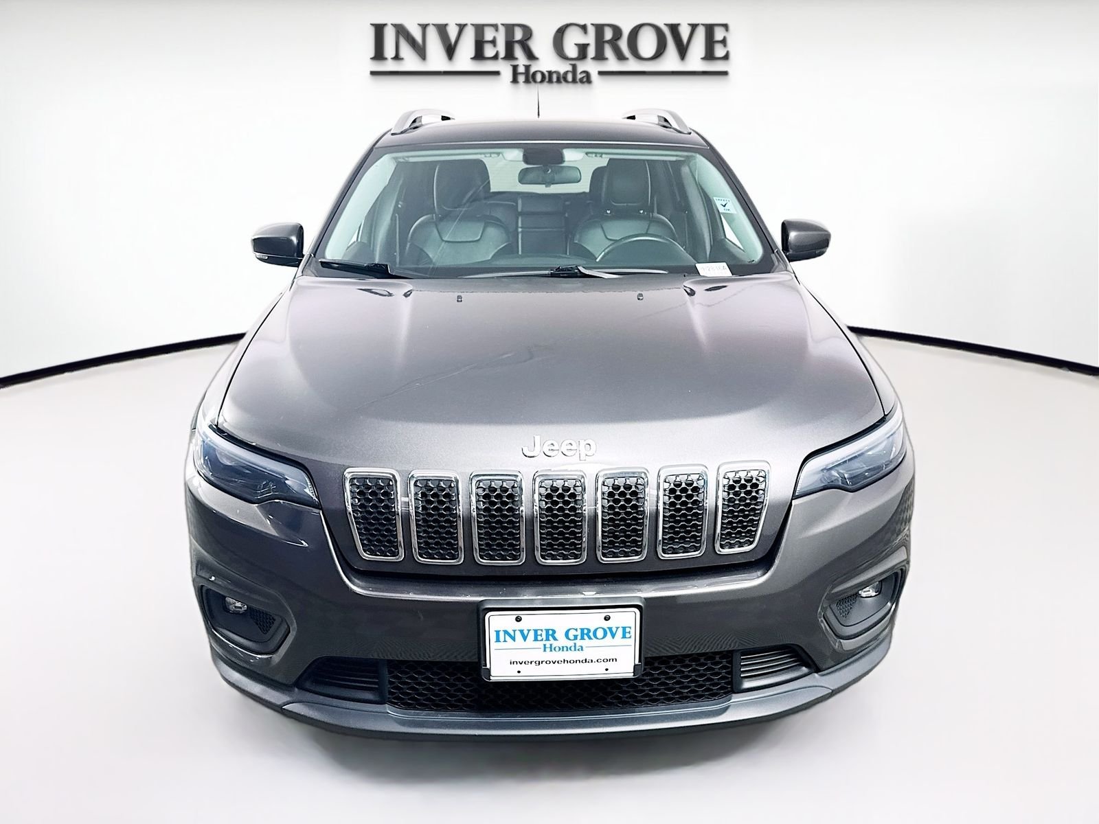 Used 2019 Jeep Cherokee Latitude Plus with VIN 1C4PJMLB4KD288682 for sale in Inver Grove Heights, Minnesota