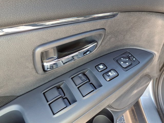 New 2027 Gray Mitsubishi 2.0 ES AWC image 8