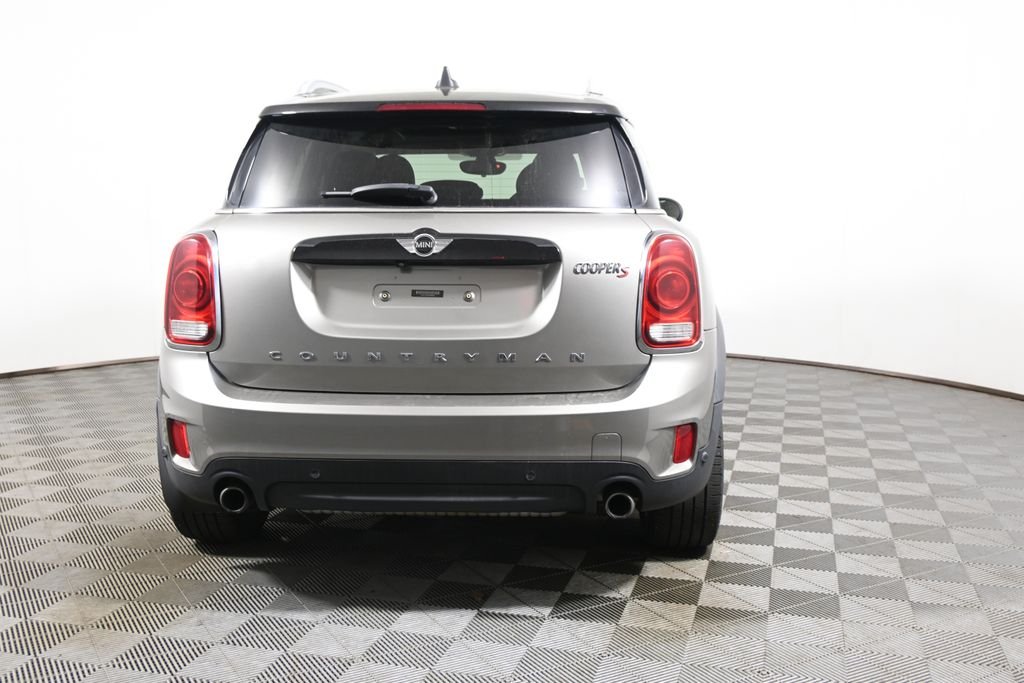 Used 2018 Silver MINI Base image 6