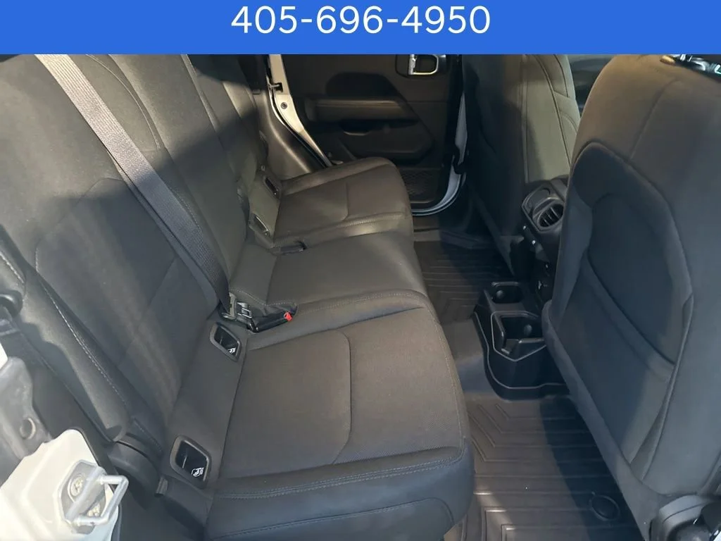 Pre-Owned 2020 Jeep Gladiator Overland