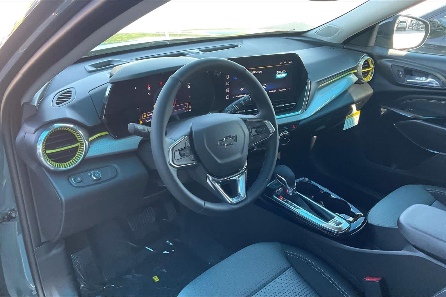 2026 Chevrolet Trax LT - Photo 8