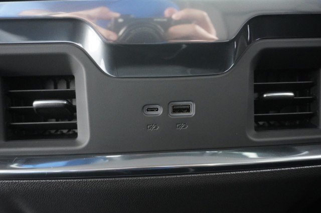 2026 GMC Sierra 1500 SLT - Photo 26