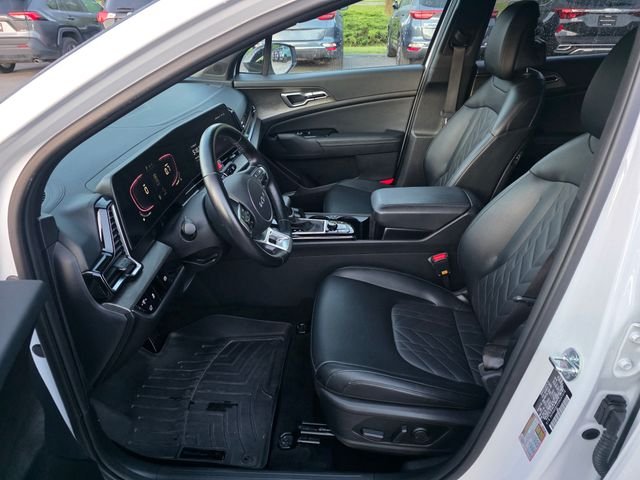 Used 2025 White Kia X-Line image 16