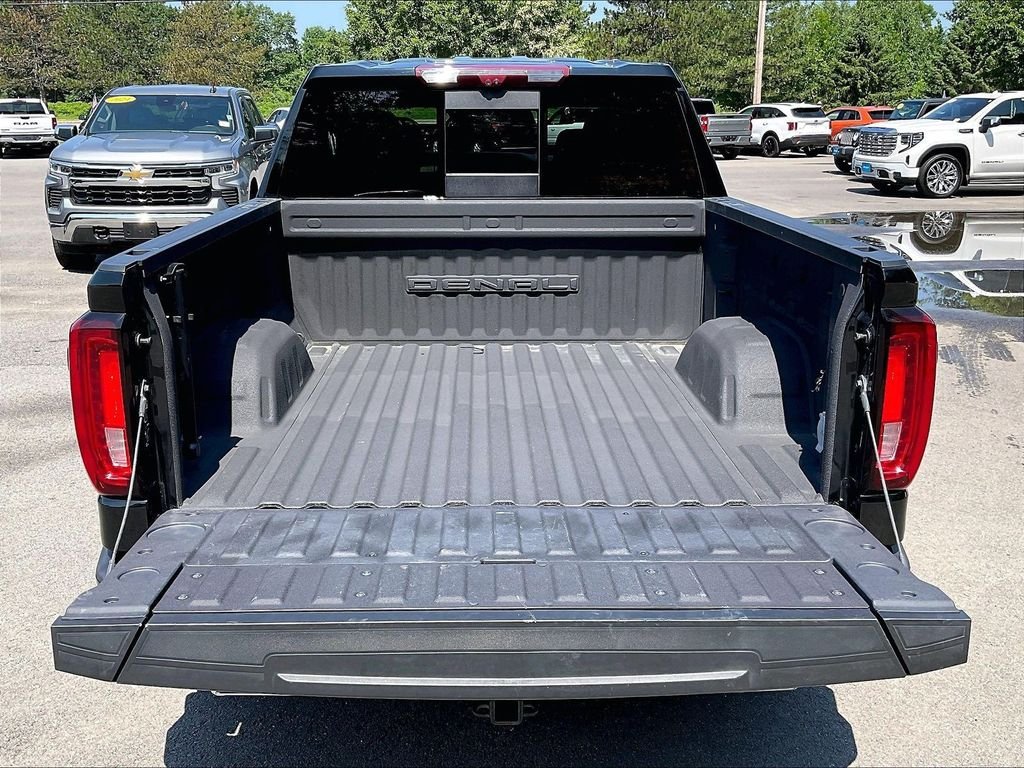 Used 2023 Black GMC Denali image 31