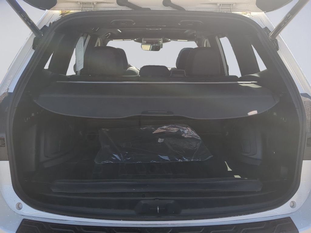 Used 2022 White Subaru Wilderness image 21