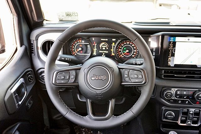 New 2025 Anvil Clear-Coat Exterior Paint Jeep Sport S image 24