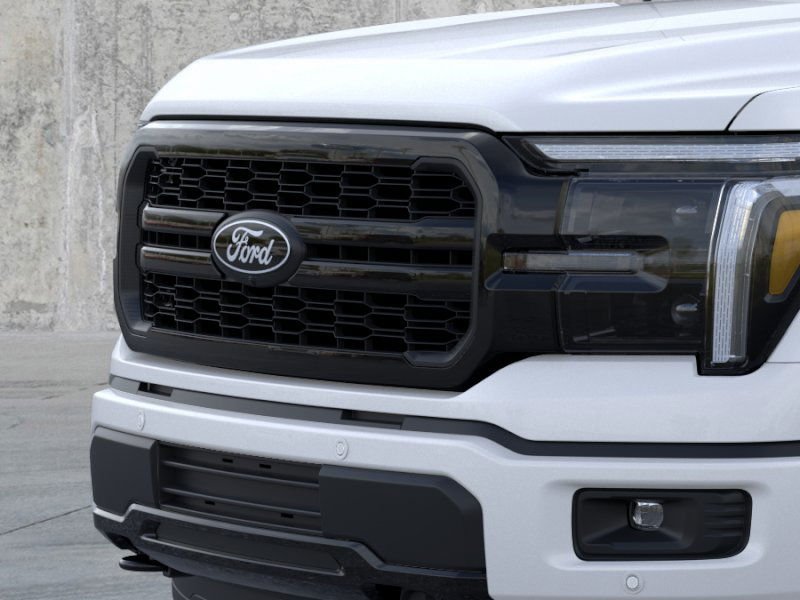 New 2026 Star White Metallic Tri-Coat Ford Lariat® image 39