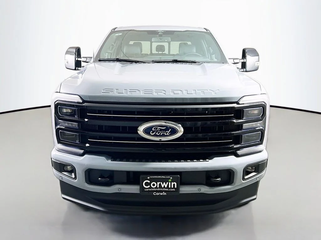 New 2026 Glacier Gray Metallic Tri-Coat Ford Platinum image 4