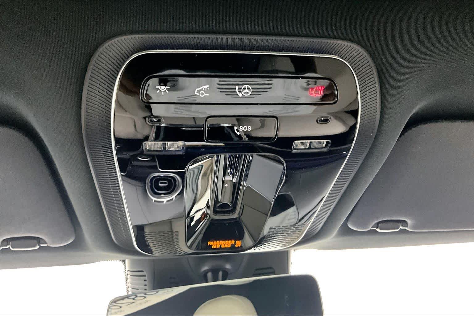 New 2026 Polar White Mercedes-Benz GLC 300 image 18