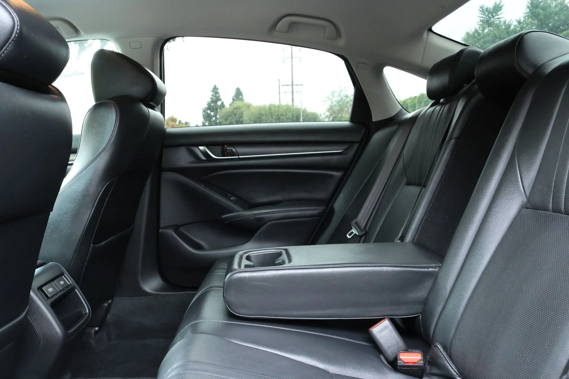 Used 2021  Honda Sport Special Edition image 21