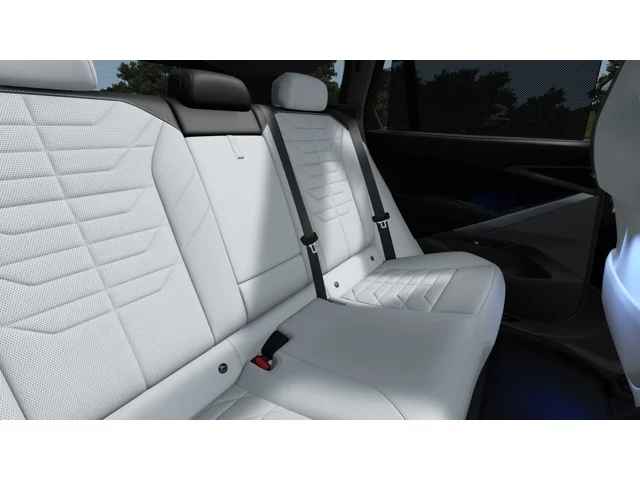 New 2027 Black Sapphire Metallic BMW  image 12