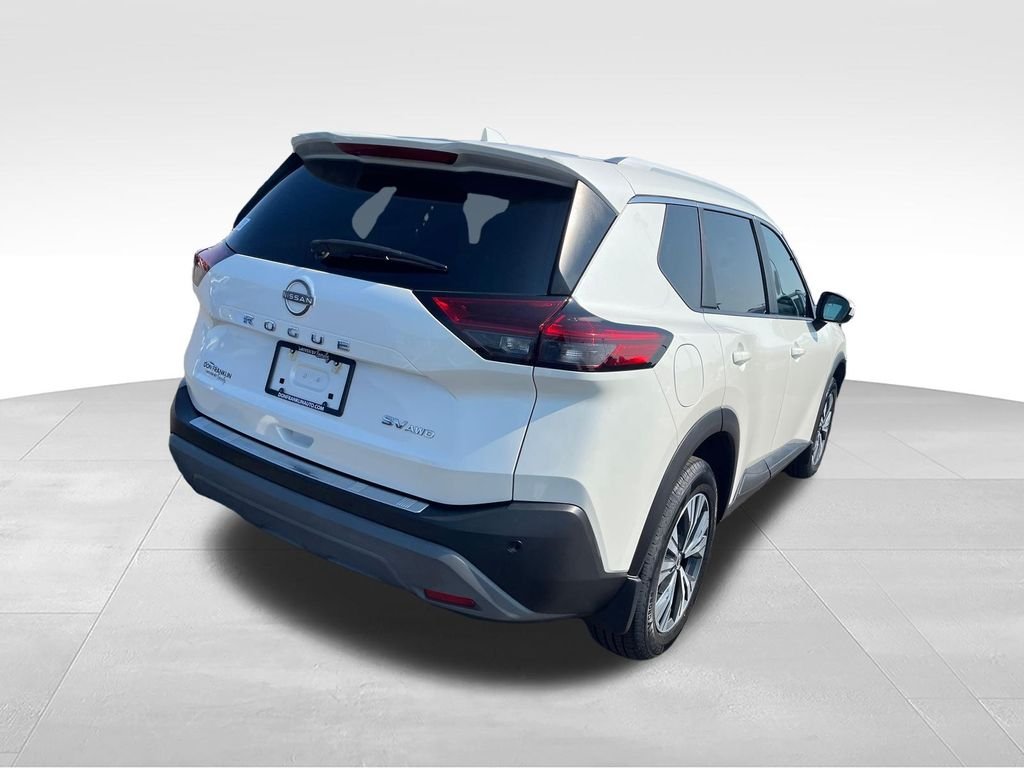 Used 2023 White Nissan SV image 5
