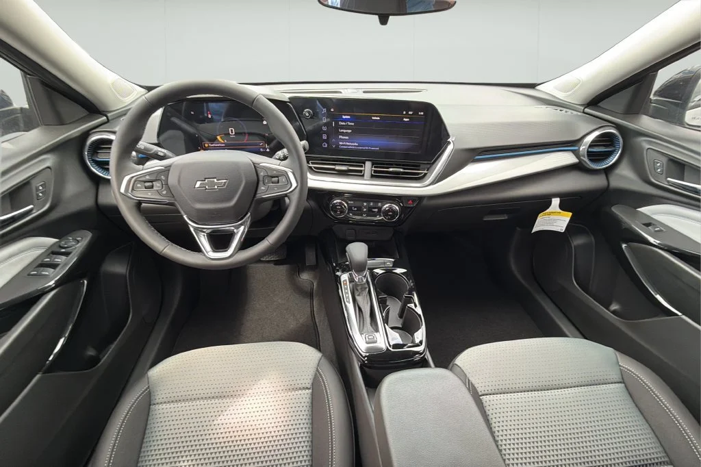 New 2026 Sterling Gray Metallic Chevrolet LT image 20