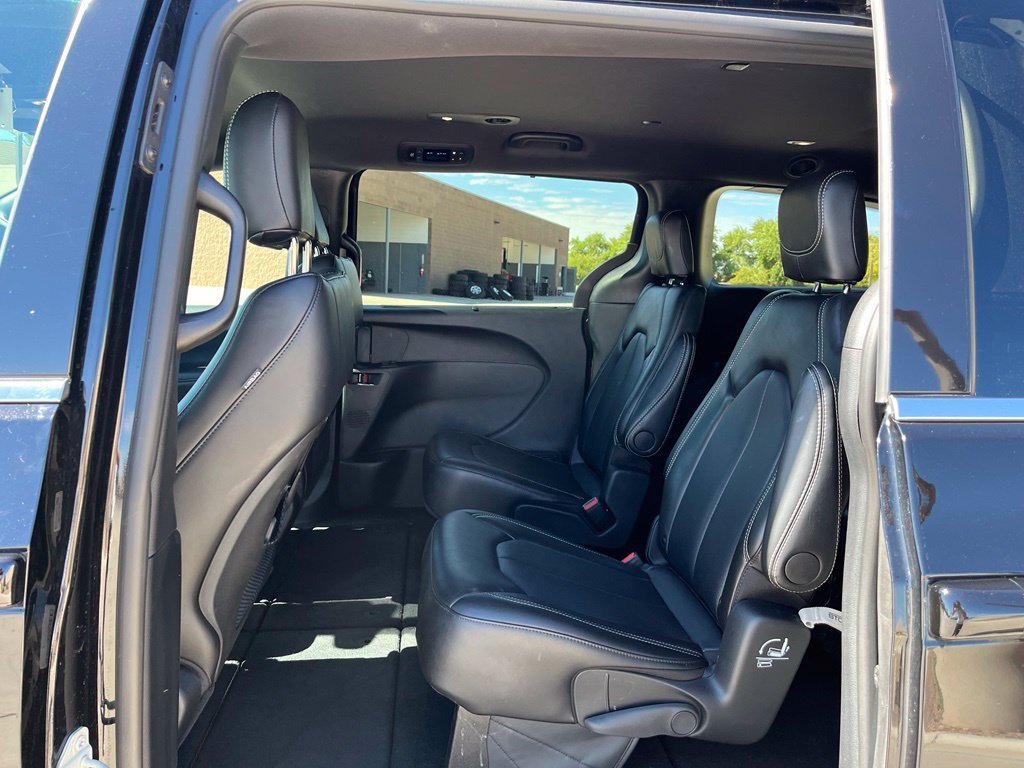 Certified Used 2026 Black Chrysler Select image 16