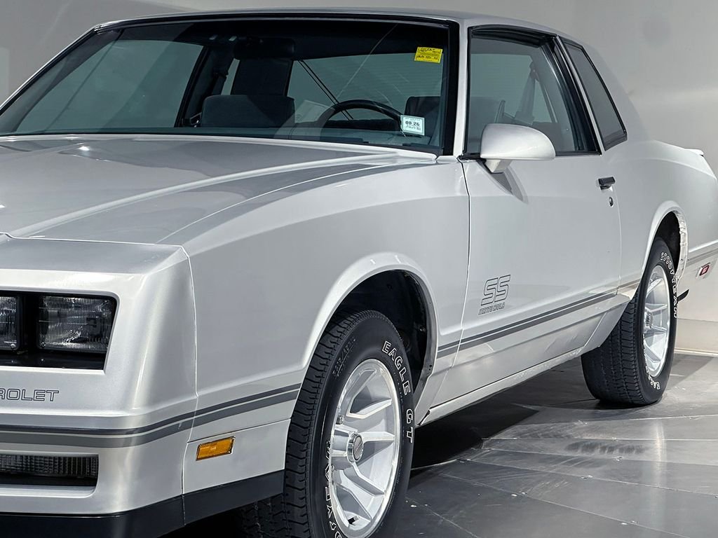 Used 1987 Gray Chevrolet  image 15