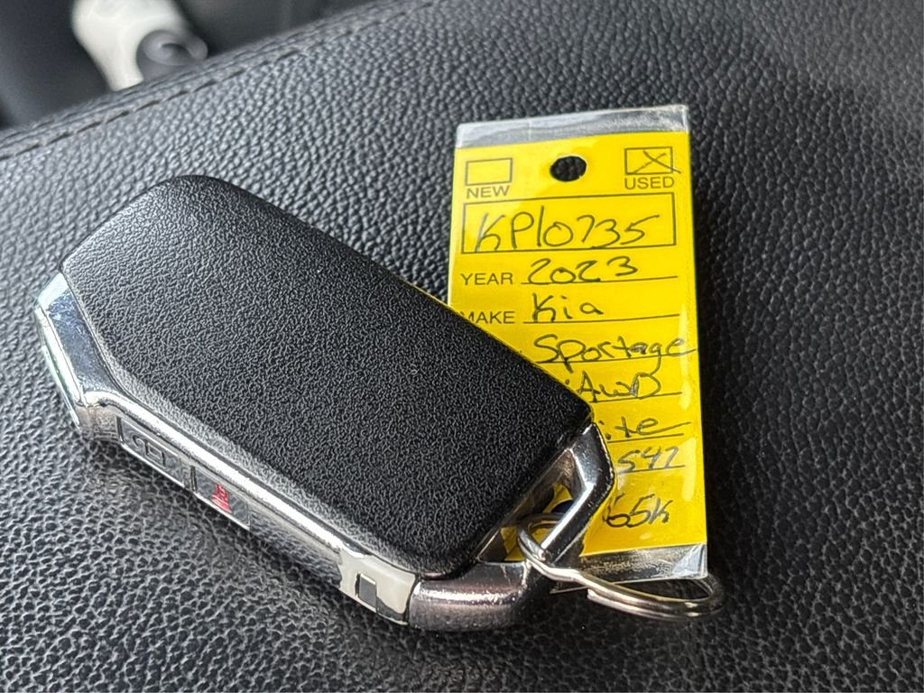 Used 2023 White Kia EX image 34