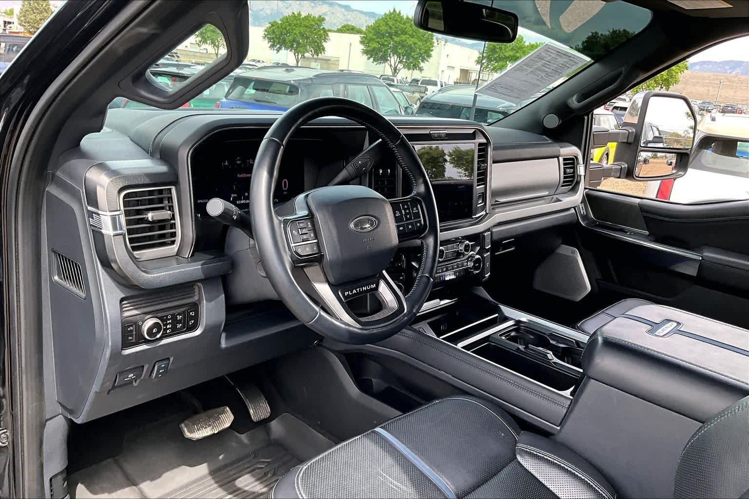 Used 2025 Agate Black Metallic Ford Platinum image 14