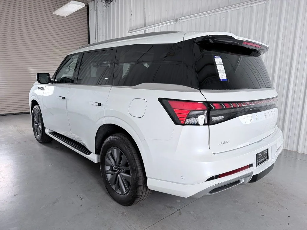 Used 2026 White INFINITI PURE image 7