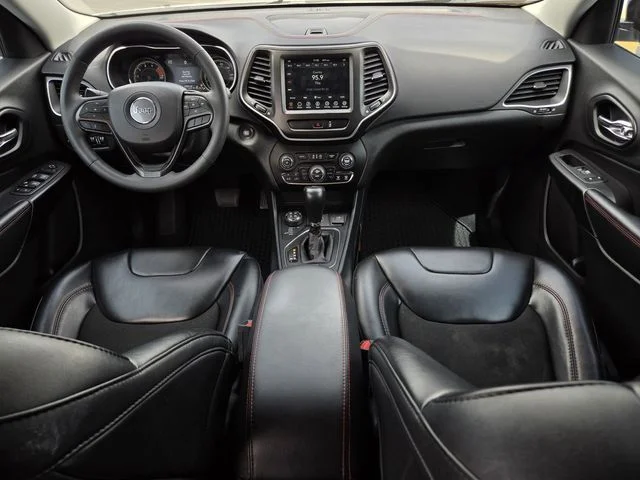 Used 2022 Bright White Clearcoat Jeep Trailhawk image 6