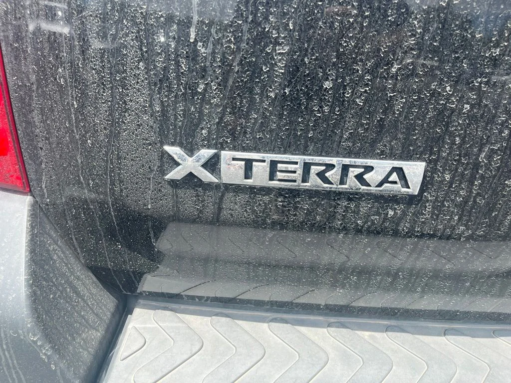 Used 2015 Super Black Nissan X image 7