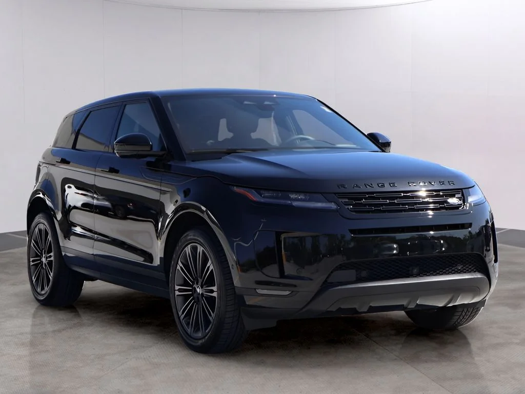 Used 2026 Santorini Black Metallic Land Rover S image 3
