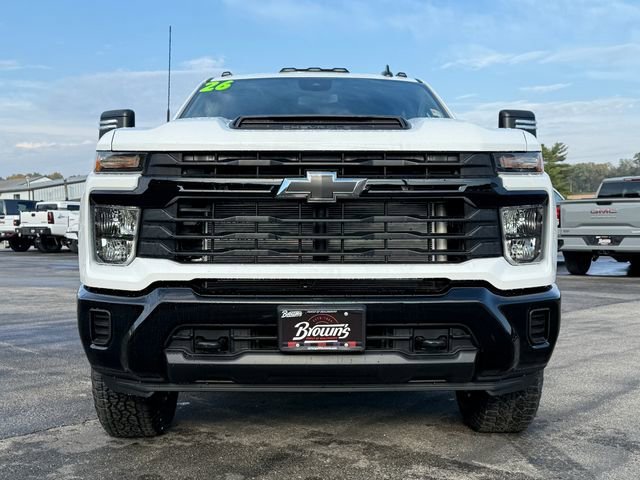 2026 Chevrolet Silverado 2500HD Custom photo 2