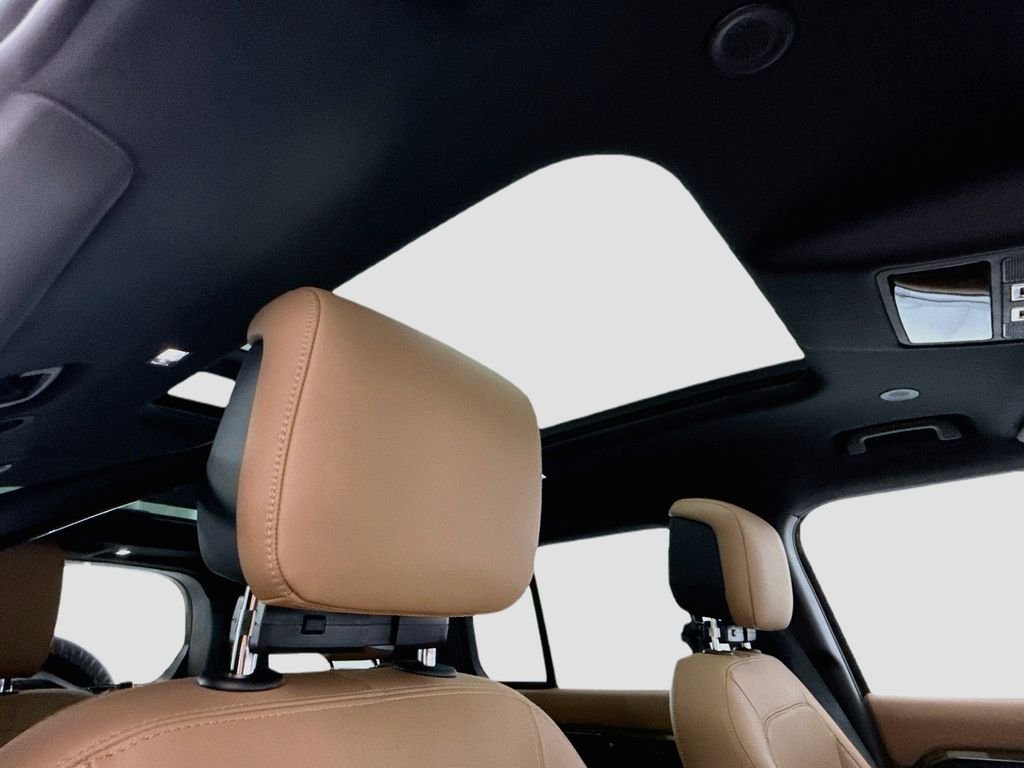 New 2026 Gondwana Stone Land Rover X-Dynamic SE image 17