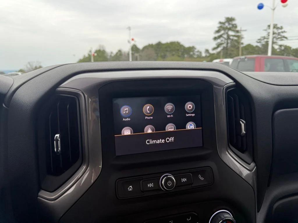 2025 Chevrolet Silverado 2500HD Custom - Photo 22