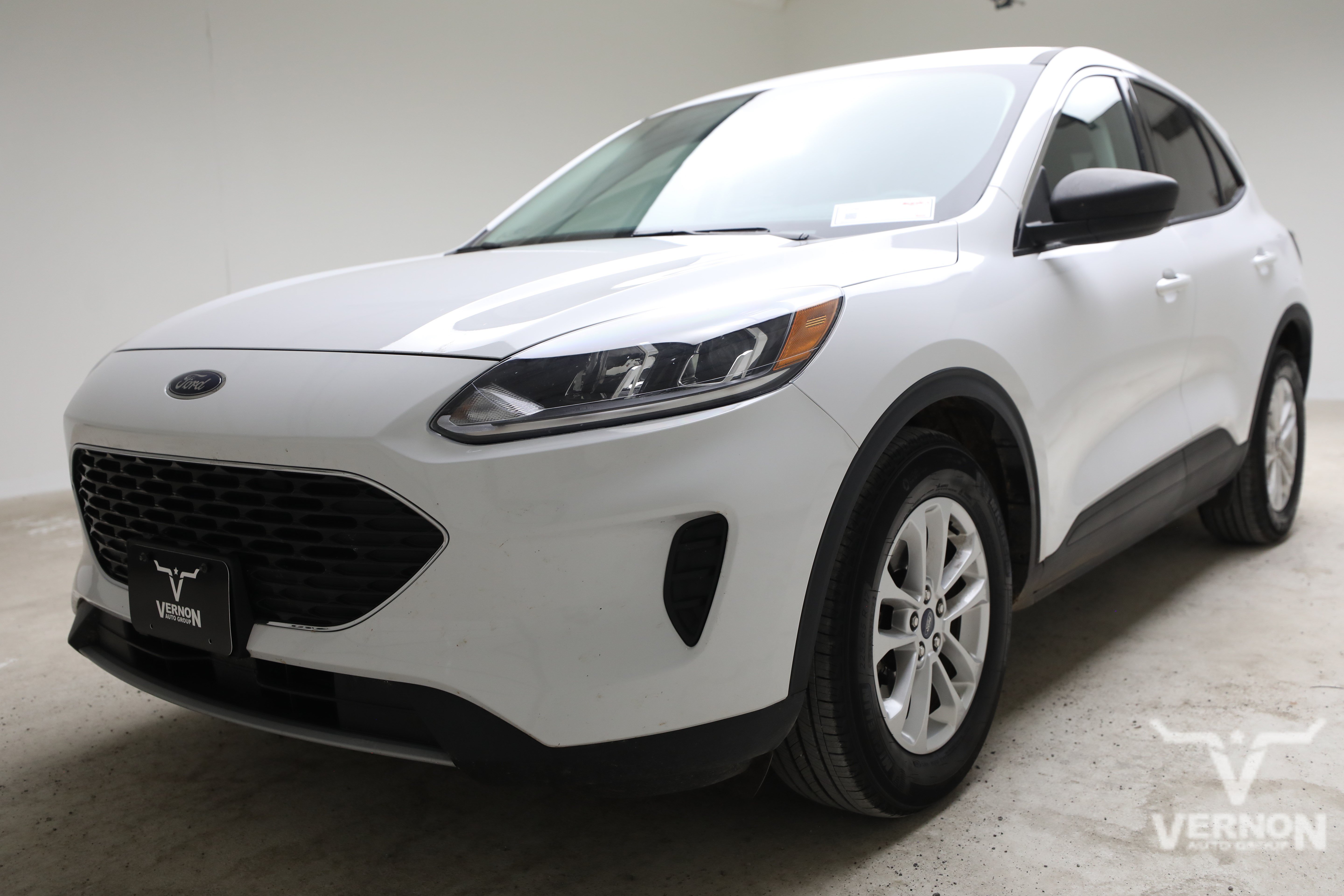 Used 2022 Oxford White Ford Y image 1