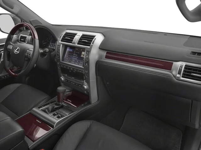 Used 2017 Starfire Pearl Lexus 460 image 19