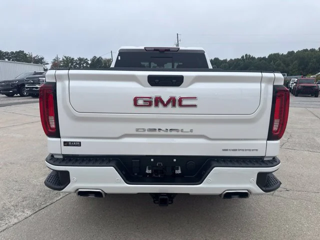 Used 2025 White GMC Denali image 4