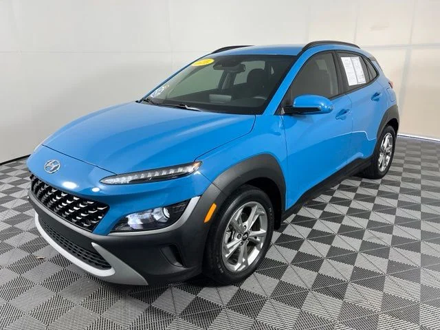 Used 2022 Green Hyundai SEL image 3