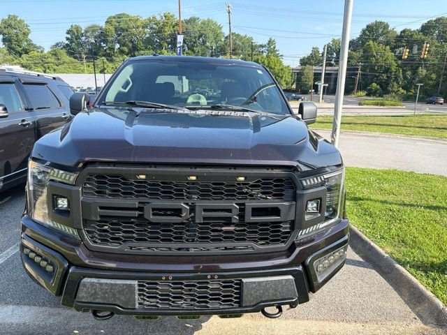 Used 2018 Magma Red Ford XL image 1