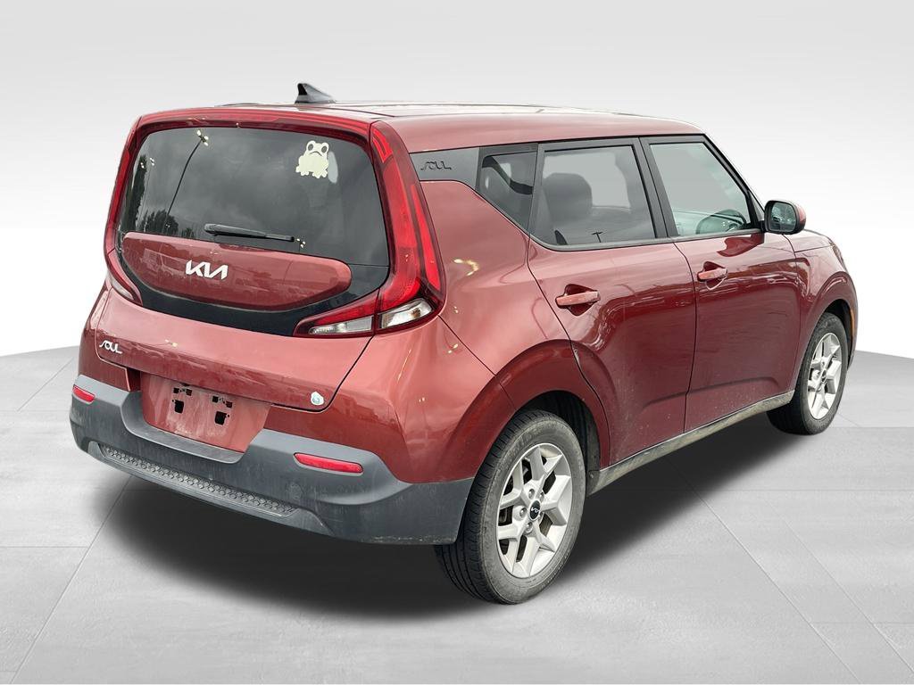 Used 2022 Mars Orange Kia LX image 6