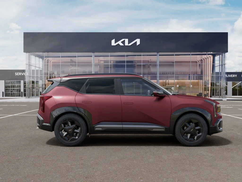 New 2027 Red Kia X-Line S image 7