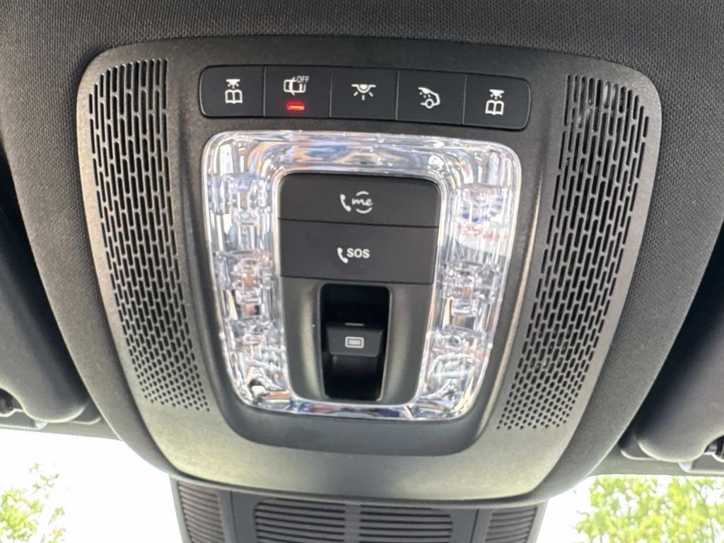 2025 Mercedes-Benz GLS Base - Photo 23