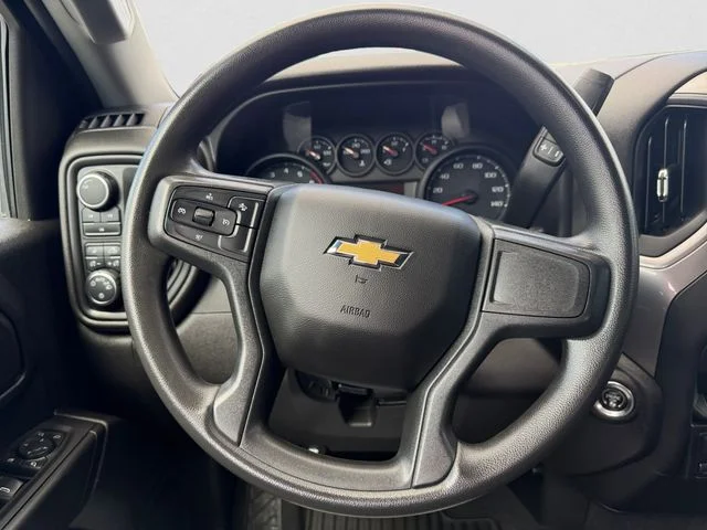 Used 2024 White Chevrolet Custom image 13