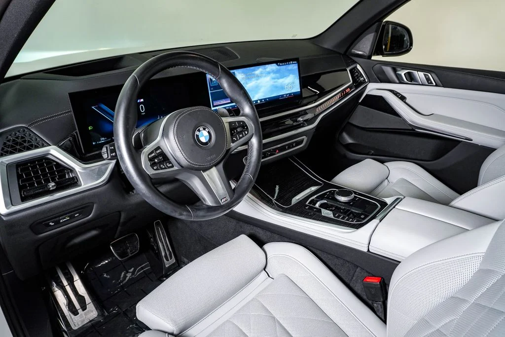 Used 2024 Alpine White BMW xDrive40i image 19